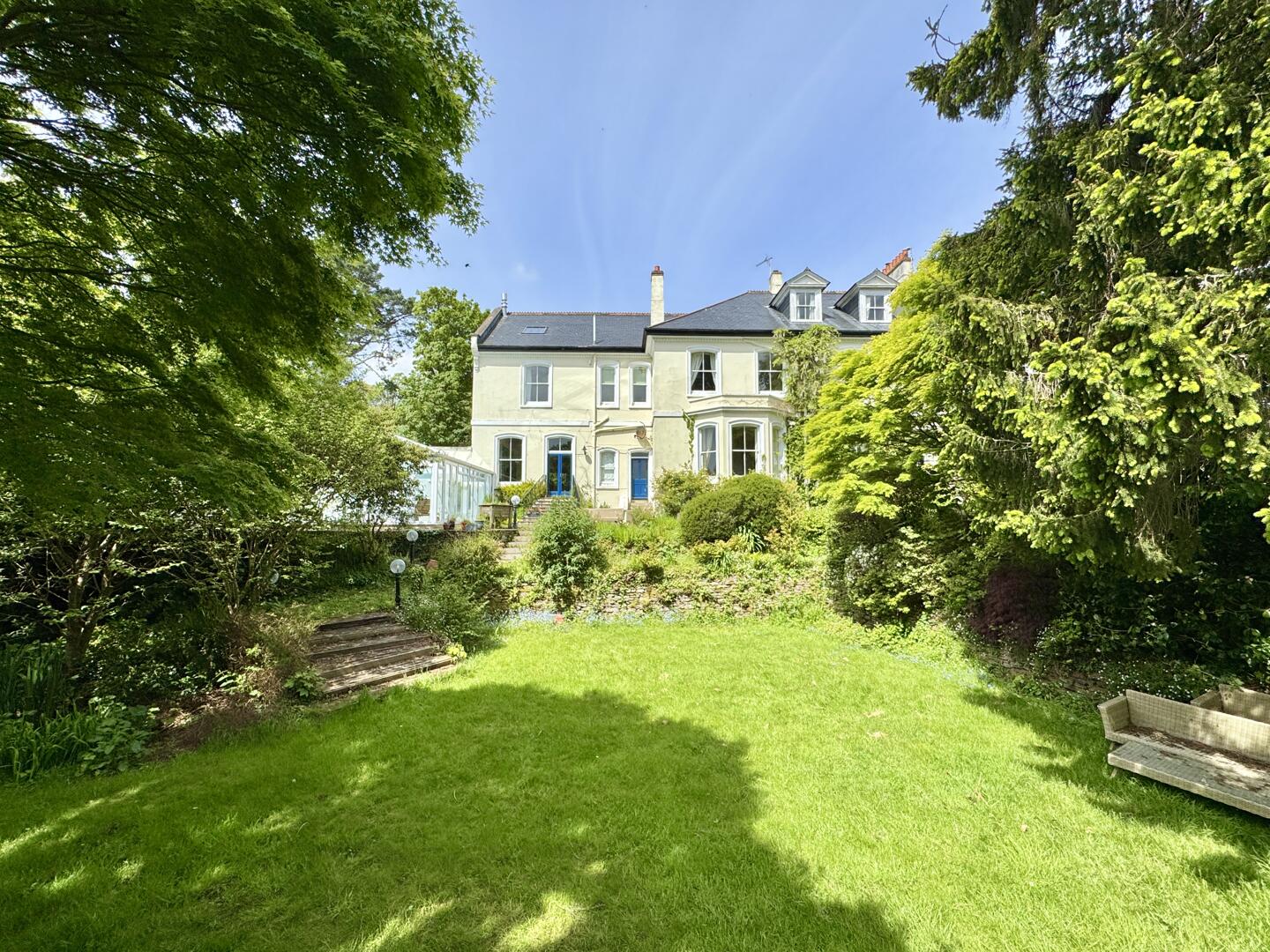 7 bed property in Kenwyn Close, Truro